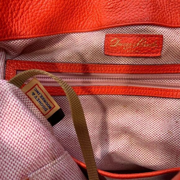 DOONEY & BOURKE Belvedere Logo Lock Shoulder Bag - Picture 10 of 15